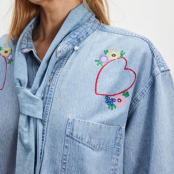 Free People x Tricia Fix Embroidered Heart Denim Tie Top - Picture 2 of 7